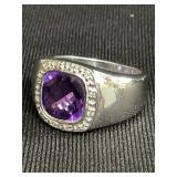 14 Kt white gold ring with diamonds and amethyst