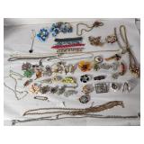 Vtg costume jewelry lot pb (LL)