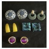 Vintage costume earrings lot