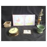 Group of miscellaneous household items