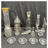Group of glass pieces, decanter, vase etc l