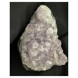 Amethyst quartz specimen