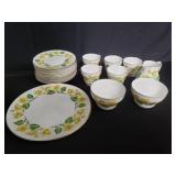 22 pcs Wedgwood bone China set box lot