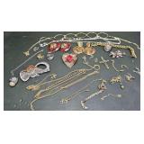 Lot of costume jewelry