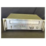 Vintage Fisher FM - 7000 stereo tuner