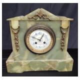Vintage onyx wind up mantel clock