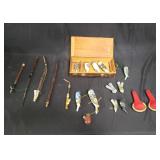 Group of assorted vintage pipes with wood case