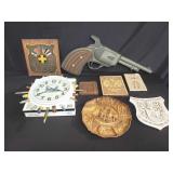 Box of miscellaneous plaques and wall clock