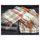 5 Autumn colored throw blankets