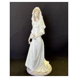 Lladro Bridal Portrait porcelain figurine