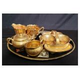 Box of miscellaneous china items