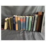 Group of vintage books (box)