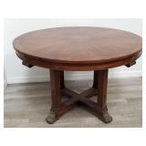 Vintage mahogany round table
