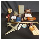 Box of miscellaneous vintage items