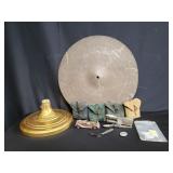 Box of miscellaneous items