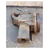 Bench vise