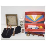 Pickleball set, souvenir spoon, etc., box lot