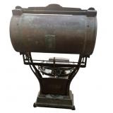 Antique computing scale