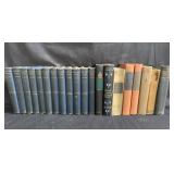 Group of old vintage books (box)