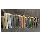 Group of old vintage books (box)