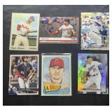 Baseball cards lot