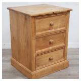 Vintage 3-drawer pine nightstand