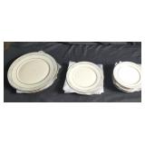Lenox dinnerware plate set