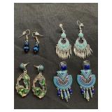 Group of 4 earrings