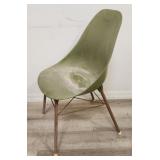 Mid century modern chair  18"x 20" x 32"