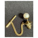 14 Kt gold pearl tie clip stud