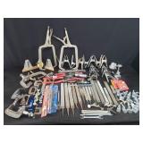 Groip of assorted used clamps, grip clips, f