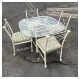 Vintage metal patio table & chairs