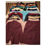 50+pc Vintage clothing, various sizes,