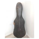 Vintage hardshell stringed instrument case