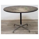 Mid-century modern Eames style round table