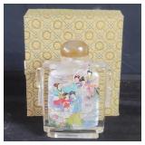 Reversed painting snuff glass bottle with