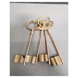 Group of Antique metal skeleton keys