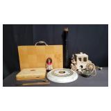 Box of miscellaneous vintage items