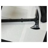 Large axe - black