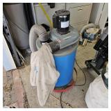 Delta Dust Collector with large canister and