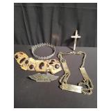 Group of costume jewelry