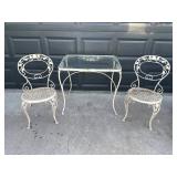 Vintage metal outdoor patio table & chairs