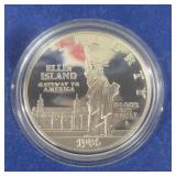 Pair of 1986 united States Liberty silver coins