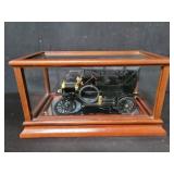 1913 Ford Model T model w/case