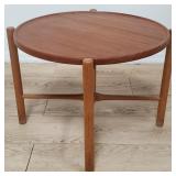 Hans J. Wegner , Andreas Tuck folding tray table