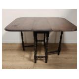 Antique gateleg table