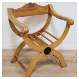 Vintage savonarola arm chair