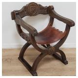 Vintage savonarola arm chair with leather seat