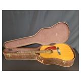 Vintage Gibson LG series acoustic guitar w/ case