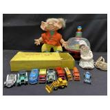 Lot of vintage toys & items